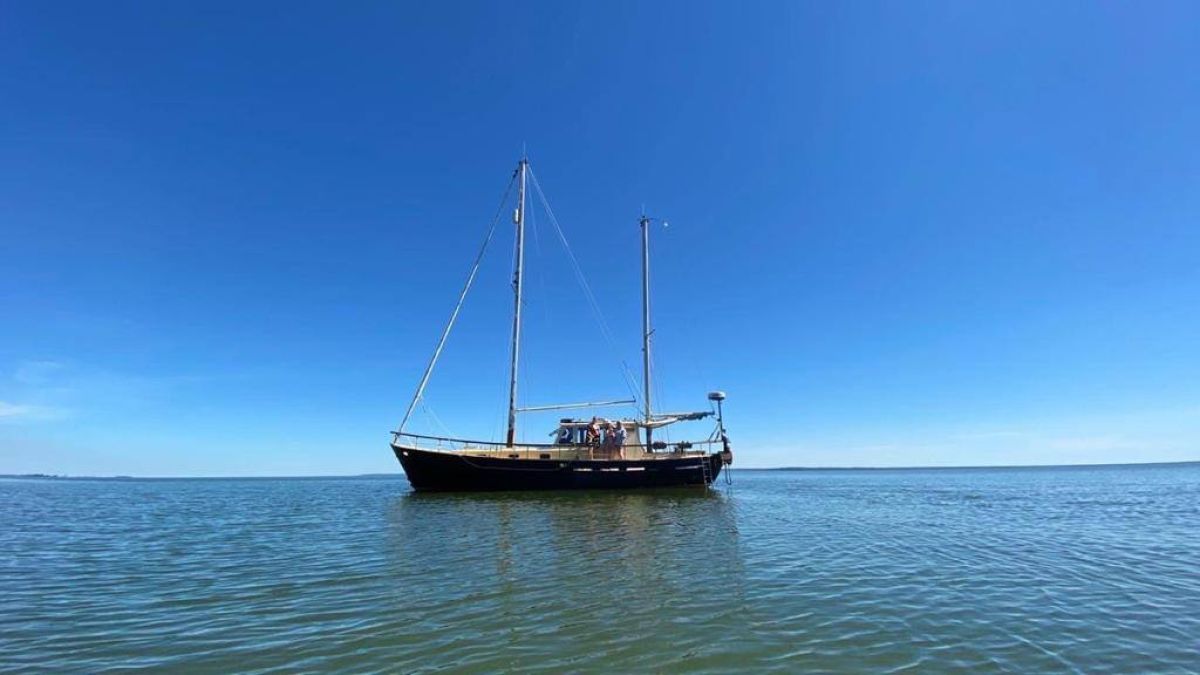 Морские прогулки на парусной яхте «Эльсинор» в Балтийске — роскошь, доступная каждому!